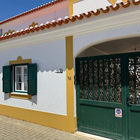Casa De Praia T3 Em 알모그라베 외부 사진